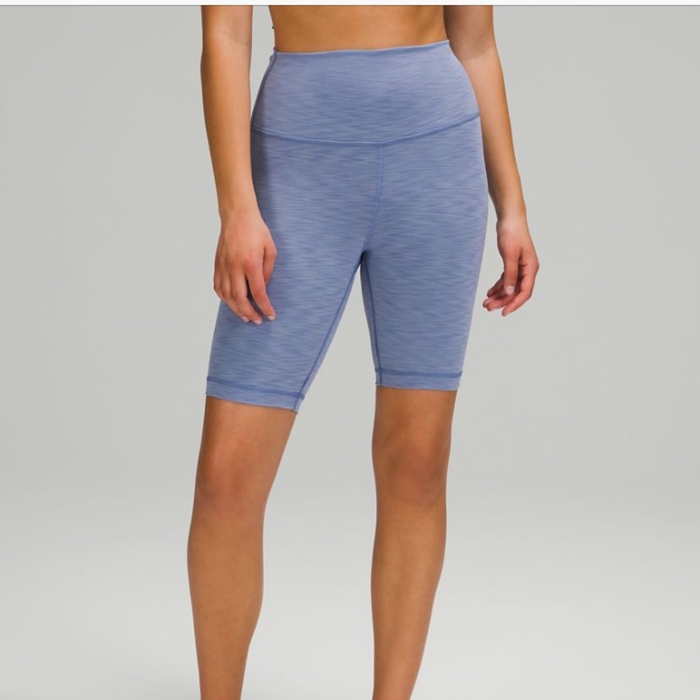 NWT- Lululemon Wunder Train HR Short 8”